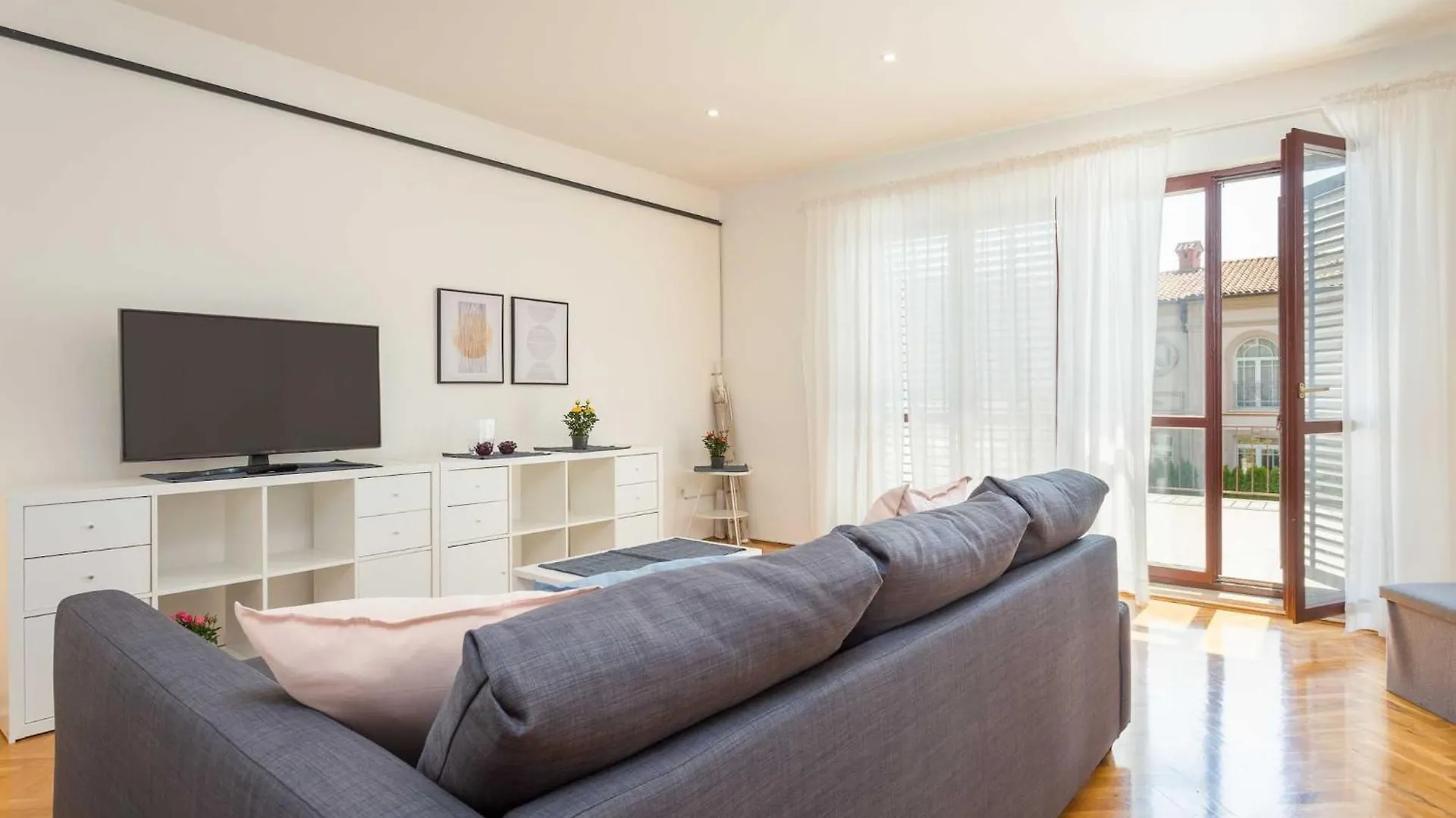 Apartment Nera Pula 0*,  Croatia